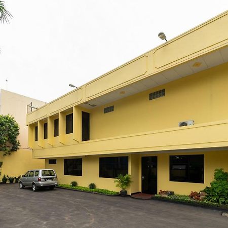 Reddoorz Plus Near Ancol Jakarta Exteriör bild